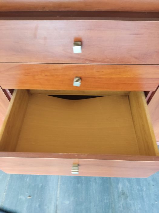 Aparador Madeira - Marrom com gavetas e 2 portas