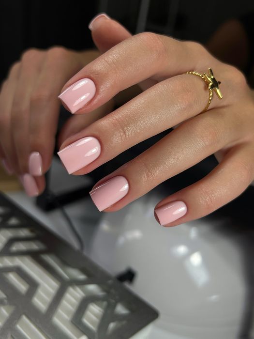 МАНІКЮР,НАРОЩЕННЯ: швидко,якісно Луцьк