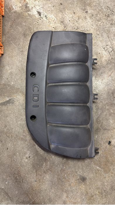 tampa do motor mercedes w211 e270 cdi
