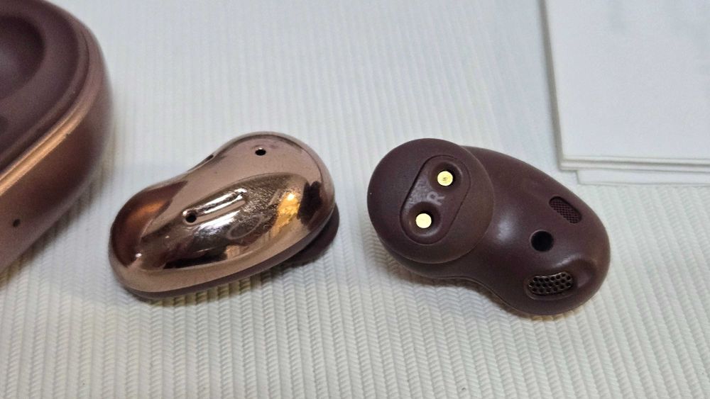 Samsung Galaxy Buds Live  Mystic Bronze