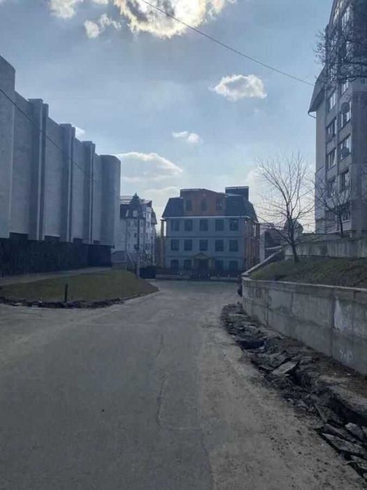 Продам комерц.нерухомість вул.Десняка  60, Новозаводськи р-н Чернігів