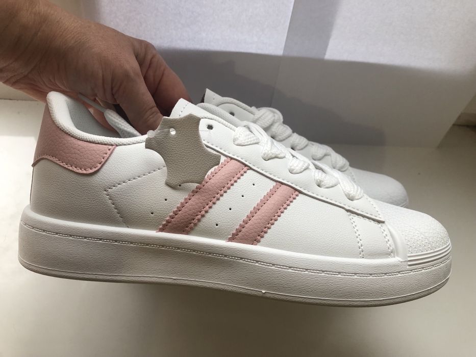 Кросівки нові схожі на суперстар superstar