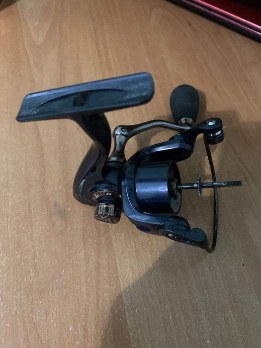 Продам котушку Dr.Agon 1000розмір