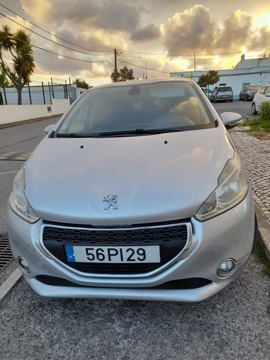 Peugeot 208 1.6 HDi