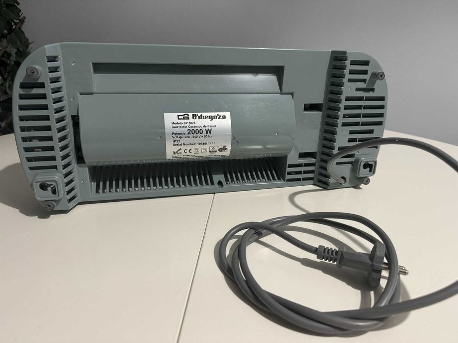Aquecedor banho de parede Orbegozo 2000W