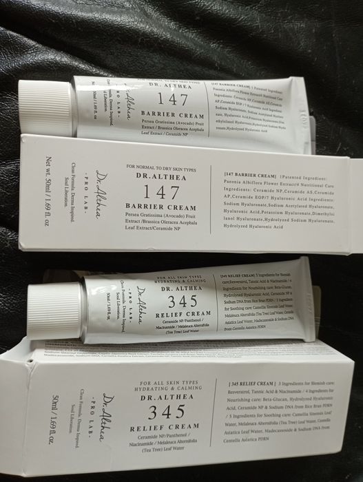 Бар'єрний крем Dr.Althea 147 Barrier Cream 50mk та Відновлювальний крем з рератролом
Dr. Althea - 345 Relief Cream