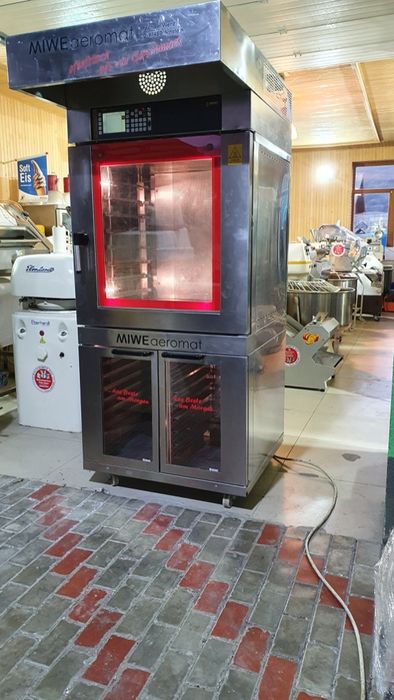 Хлебопечь для пекарни Miwe с Германии