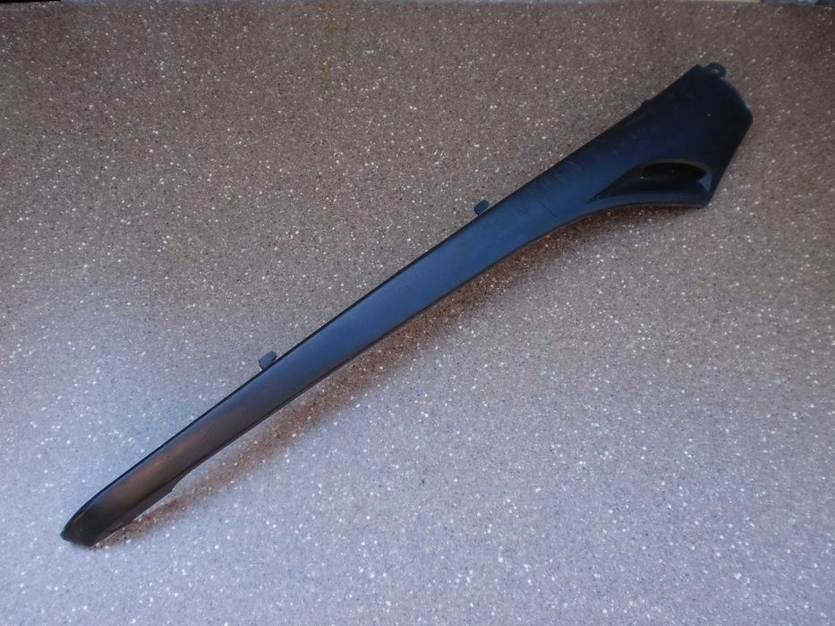 Правая боковые лыжа, пластик на скутер Сузуки Адрес Suzuki Address 100