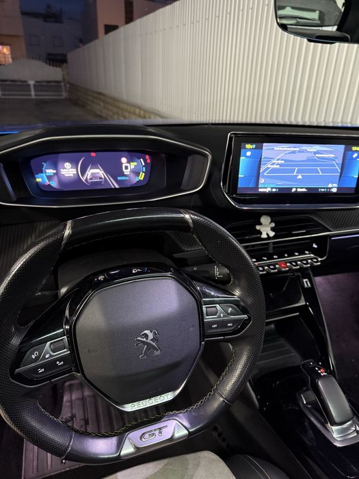 Peugeot e 2008 50Kwh GT
