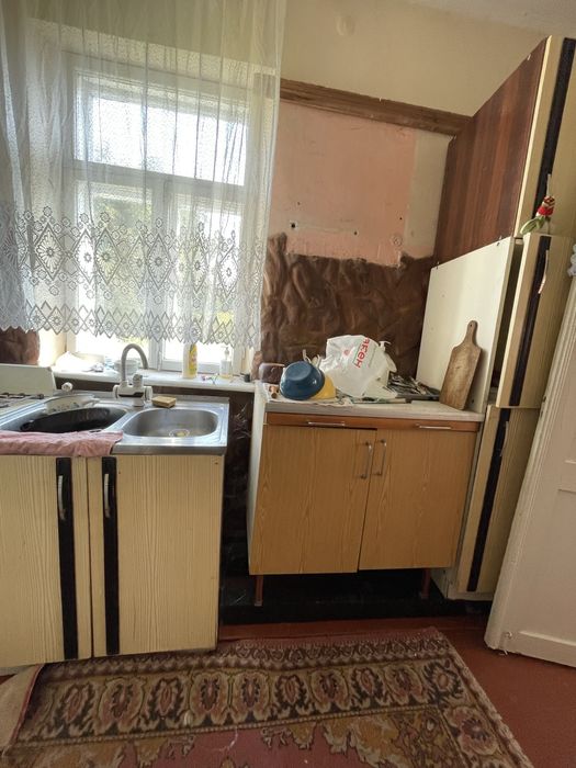 Будинок з великою земельною ділянкою(!)