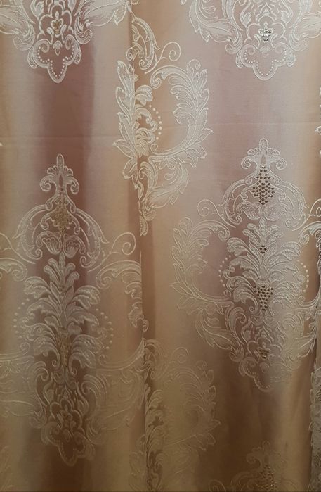 Продам  шторы  плотные