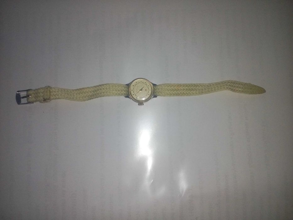 Механічний наручний годинник механические наручные часы 17 камней.