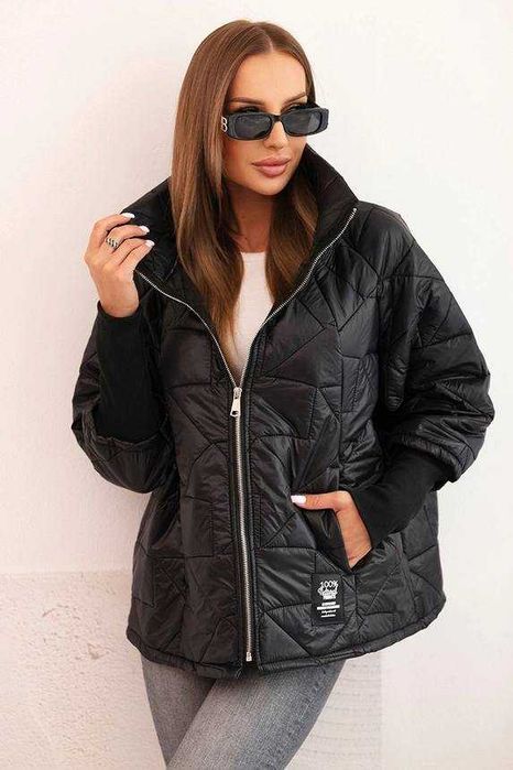 Kurtka damska pikowana z krótkim krojem i stójką