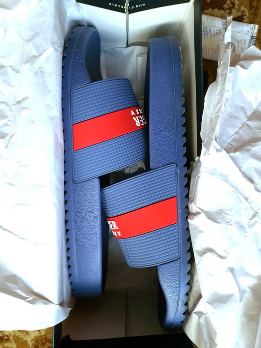 продам стильные новы шлёпанцы сандалии вьетнамки TH Tommy Hilfiger USA