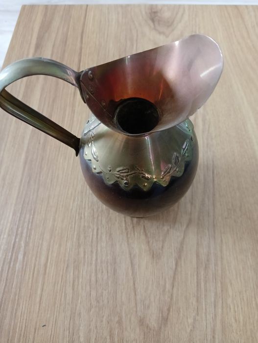 Dzbanek drewniano-miedziany