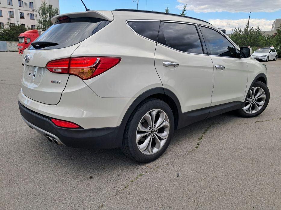 Продам Hyundai Santa Fe