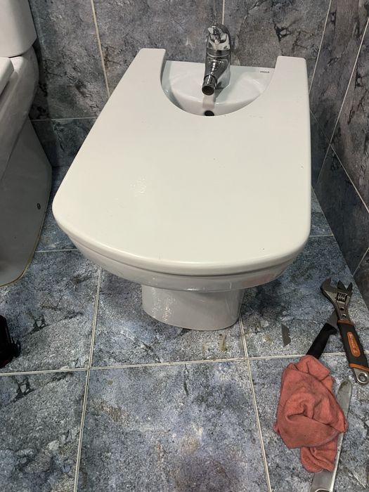 Bidé roca com tampa