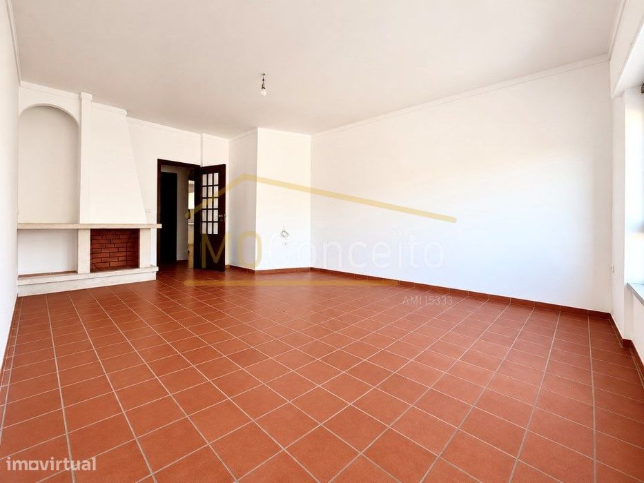 Apartamento T3 remodelado em Torres Novas