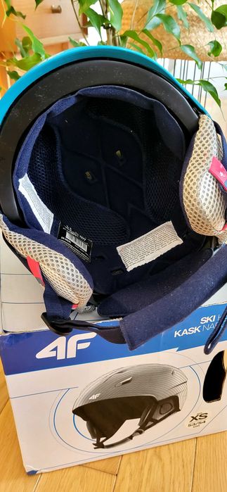 Kask narciarski 4f 53/54
