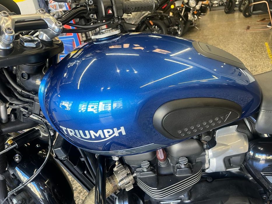 Triumph Bonneville Street Twin de 2022 Nacional, Histórico manutenção na Triumph