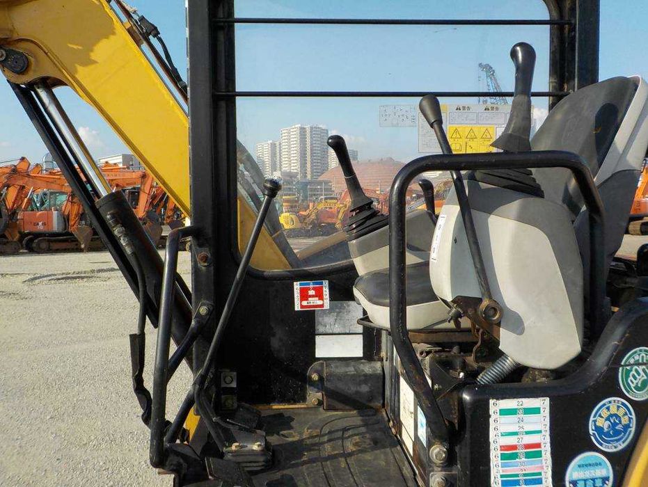 Экскаватор гусеничный CAT 303C SR