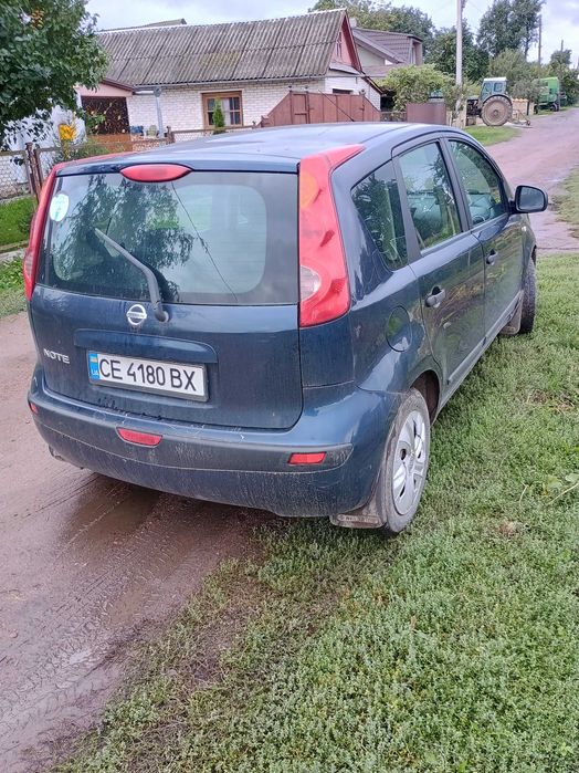 Продам nissan Note 1.4 2006