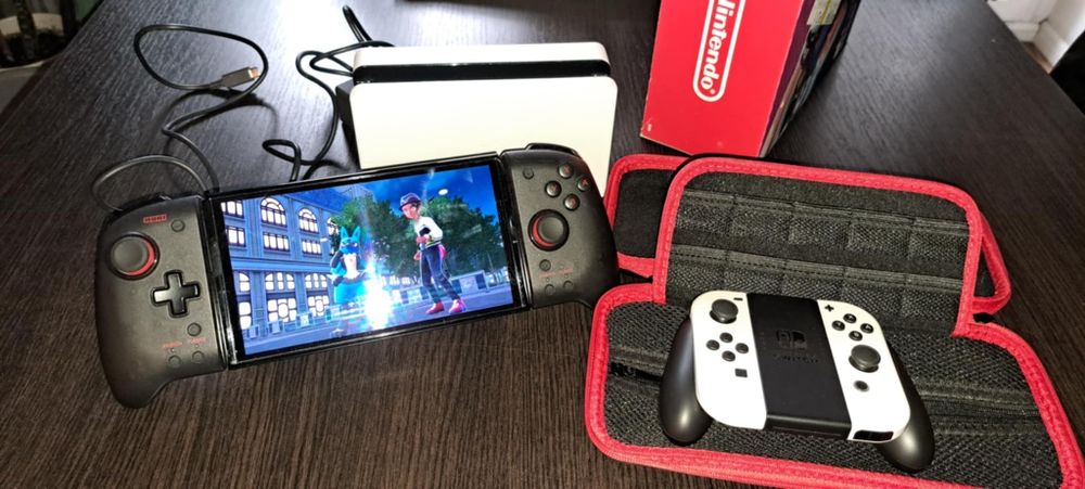 Nintendo Switch OLED Biały na gwarancji plus dodatkowy kontroler+etui