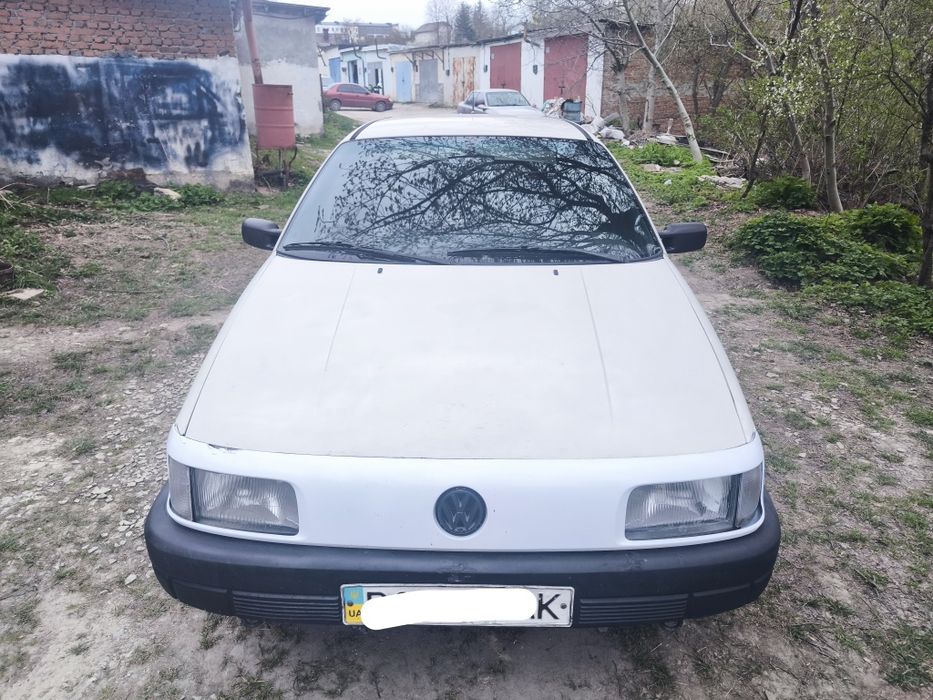 Volkswagen Passat B3 1988р. 1.8л (90 к.с)