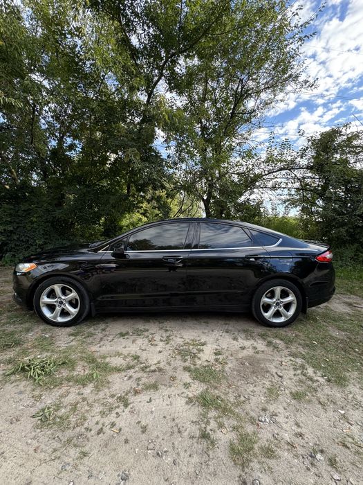 Ford Fusion 2016