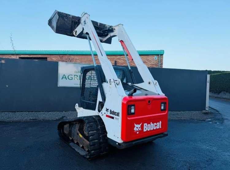 Міні - навантажувач BOBCAT T630 + ковш *2015 РІК* 2371 година + відео