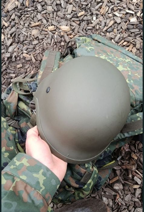 Оригінальний шолом Німецької армії Бундесвер