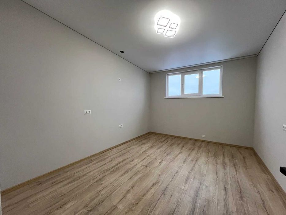 Терміновий продаж!!! Однокімнатна з ремонтом