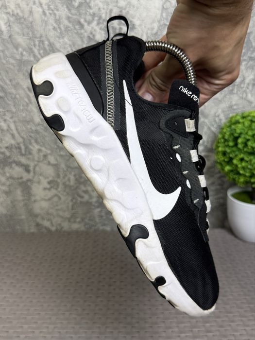 Nike Renew Element кроссовки 38 размер спортивные черные
