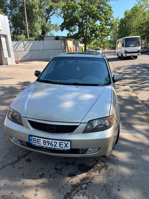 Продам мазда 323