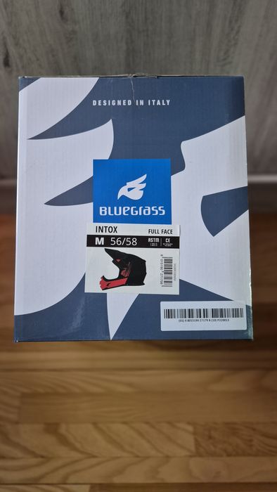 Kask fullface BLUEGRASS intox M