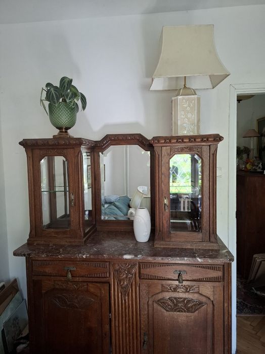 kredens kryształowe szyby, marmurowy blat