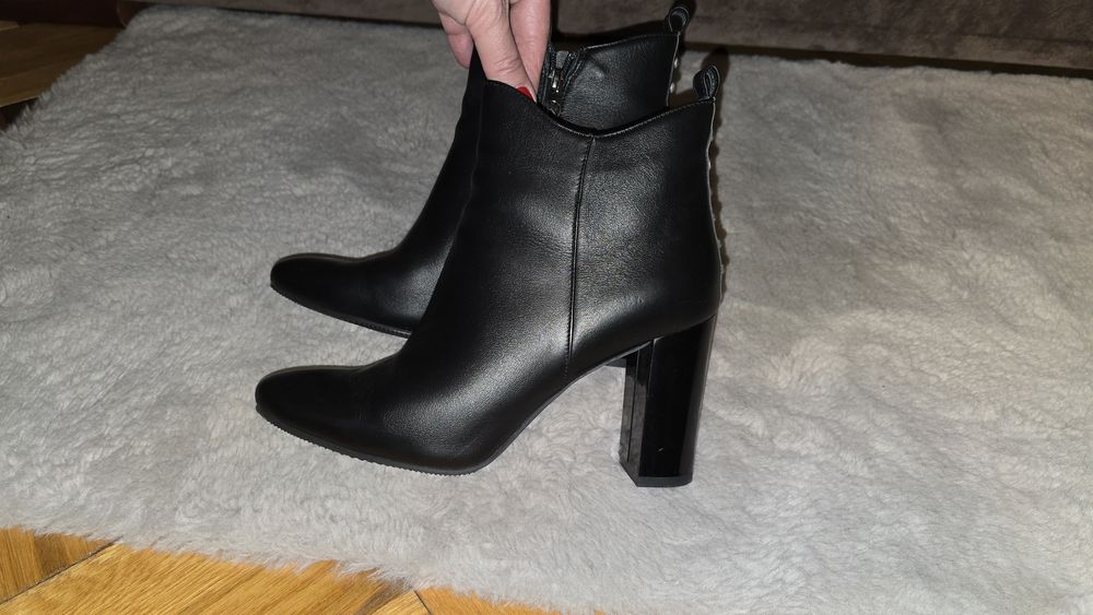 Buty damskie Botki