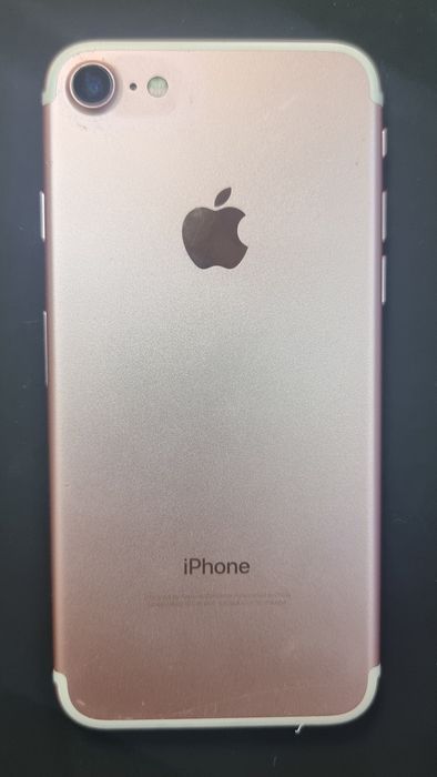 iPhone 7 32gb в гарному стані