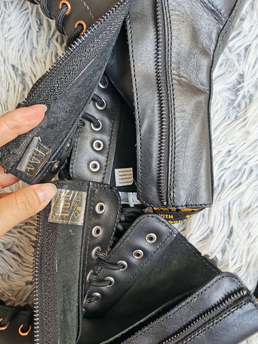 Dr. Martens 1490 Rose Gold Hardware