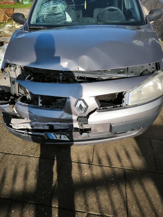 Renault Megane ( VENDA URGENTE)