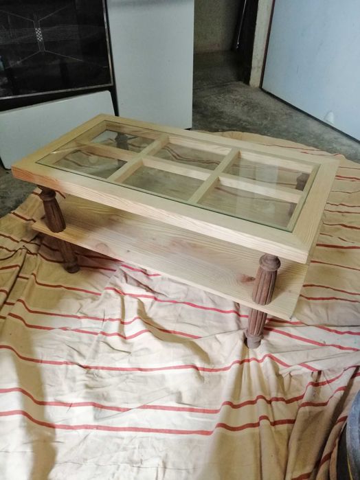 Mesa de centro janela