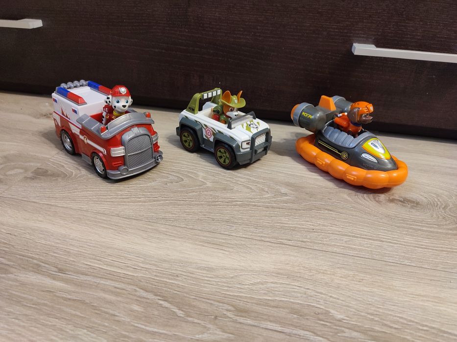 Щенячий патруль машинки з песиками