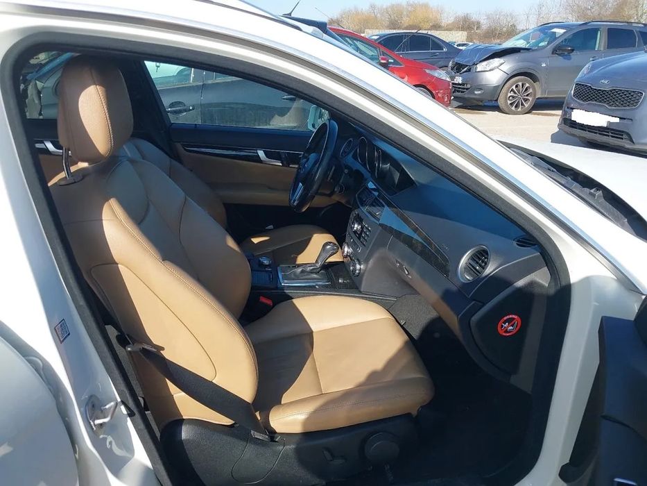 Mercedes Benz C220 2.2 CDI BlueEFFICIENCY Sport W204 651911 Xenon