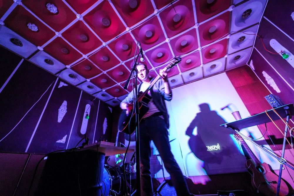 Уроки гри на гітарі.