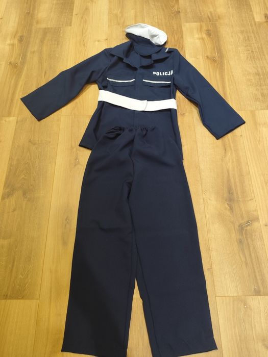 Strój policjanta 134/140