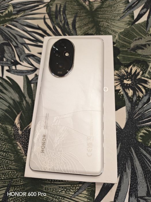 Telefon Honor 200 pro