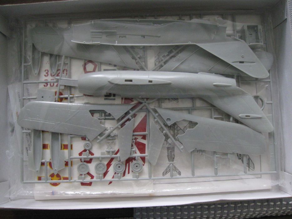 MiG - 17 F 1:48 Hobby Craft