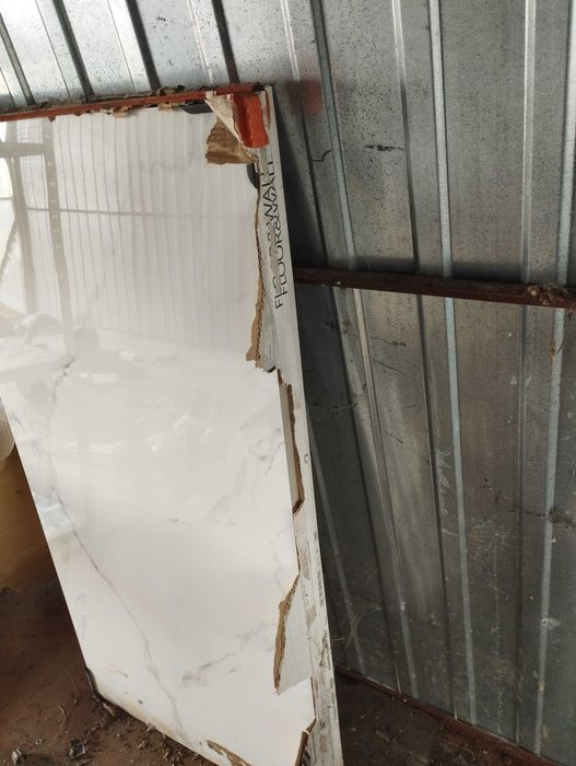 Płytki marmur 120x60 pozostały po budowie
