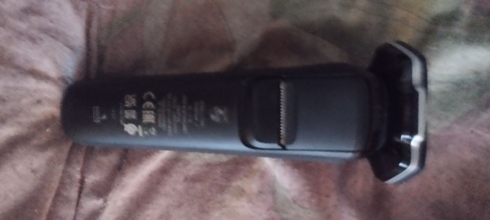 Продам бритву Filips серія 7000,в гарному стані