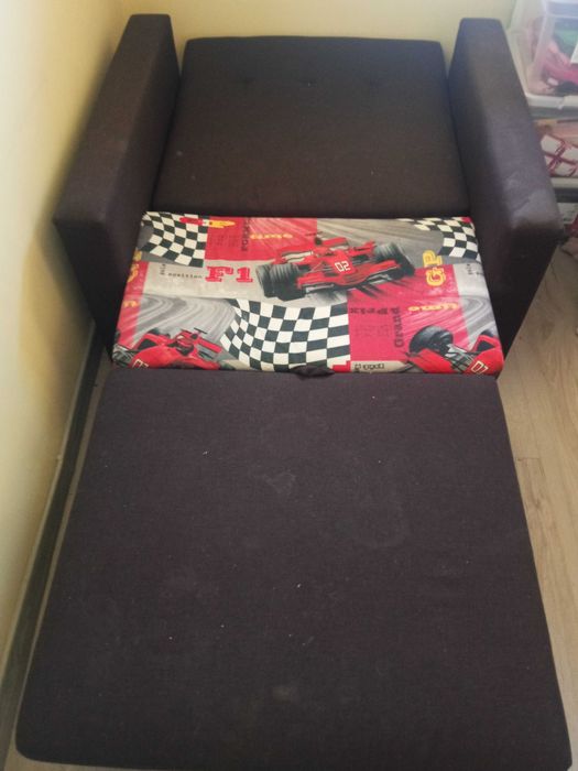 Sofa jednoosobowa  z. Funkcja spania